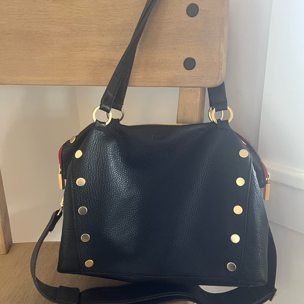 Hammitt large Daniel in black with brushed gold hardware- VEUC